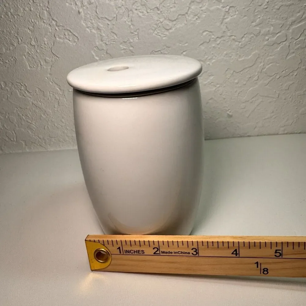 Pampered Chef Ceramic Microwave Egg Mug Cake Muffin Cooker With Lid